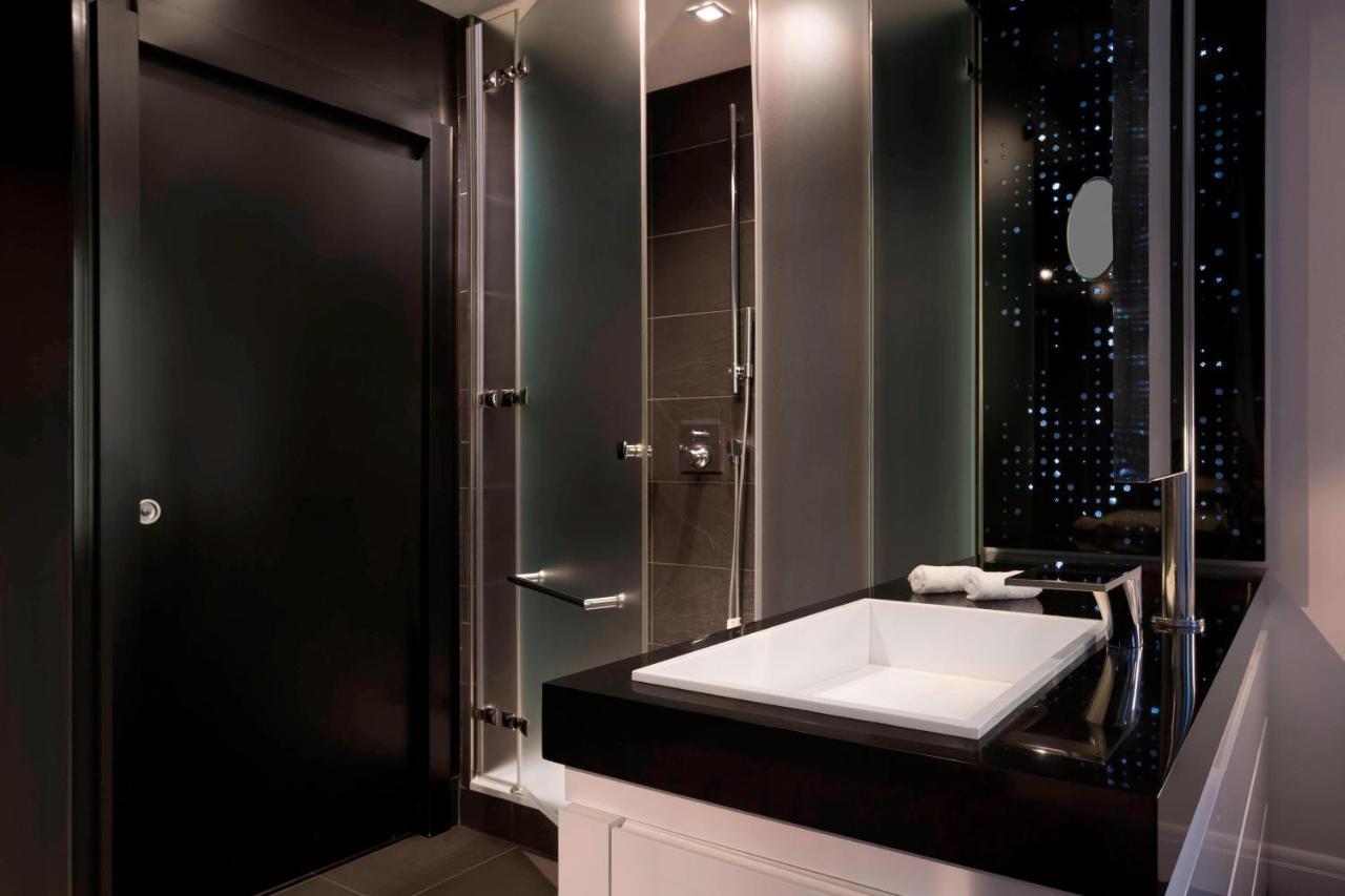 W - Opera Hotel